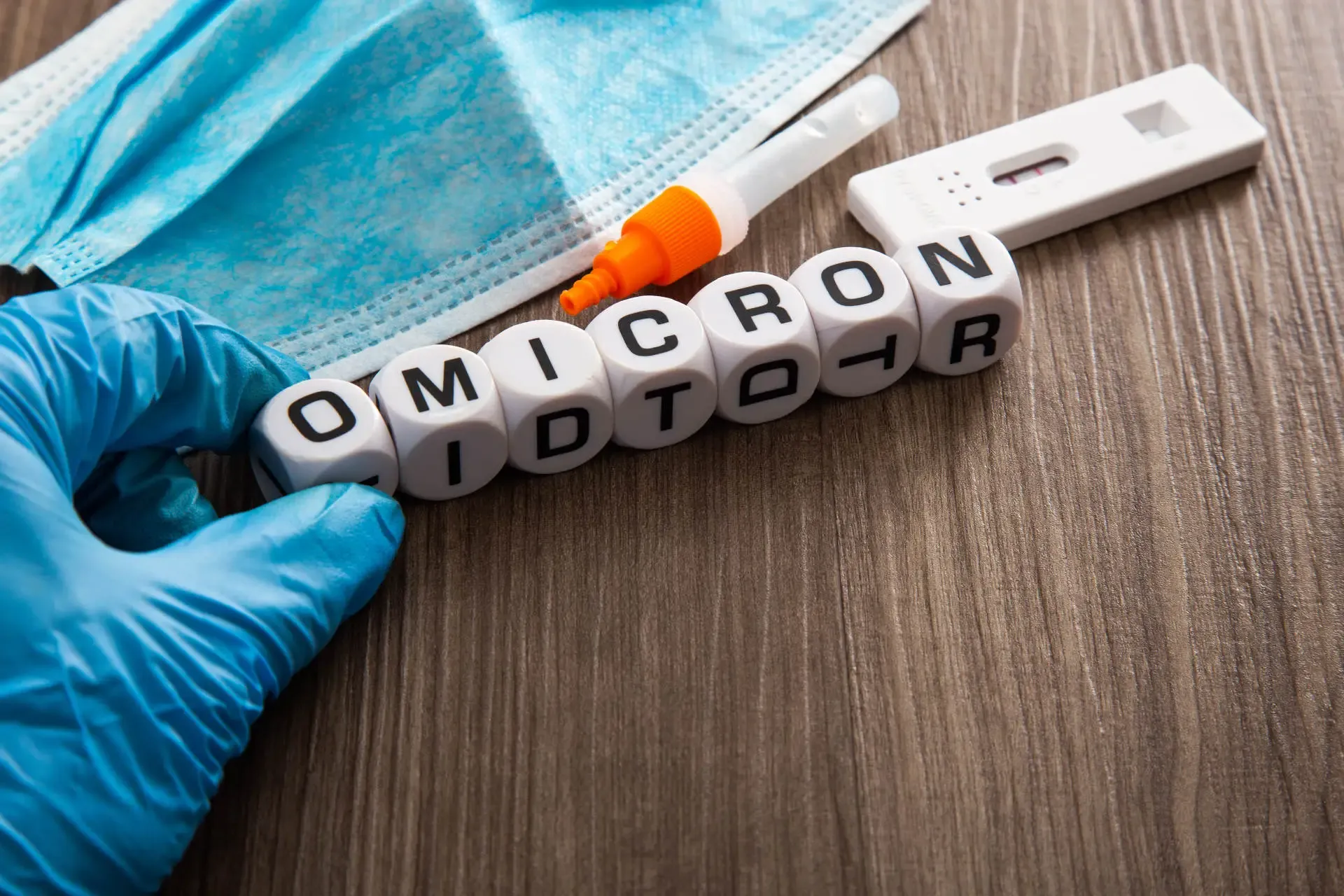 Omicron. Retour en Absurdistan